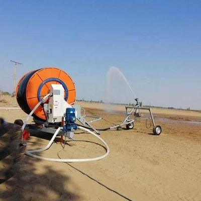 Agricultura Máquina de irrigação de mangueira de viagem com bobina de pulverização com material plástico