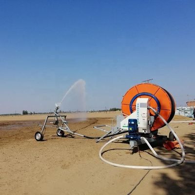 Agricultura Máquina de irrigação de mangueira de viagem com bobina de pulverização com material plástico
