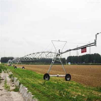 Centro de Agricultura Sistema de irrigação giratório de fazendas com máquina de pulverização axial e sprinkler de reboque