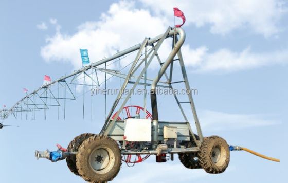 2024 Hot Seller Automática de irrigação de fazenda linear lateral para jardim duas e quatro rodas de poupança de água monitoramento remoto
