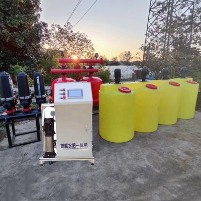 Máquina de integração de água e fertilizantes inteligente personalizada para sistema de irrigação por gotejamento de plástico na agricultura moderna