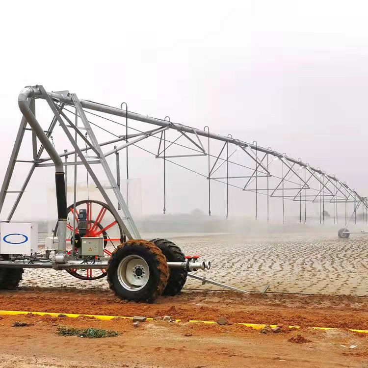 Sistema de pulverização de irrigação centrífugo agrícola com máquina de pulverização axial 168 cm Diâmetro 2000 kg Capacidade