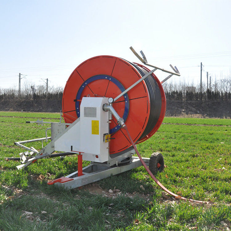 Sistema de irrigação avançado de tubos de rolos de agricultura poderoso versátil com truss Spray ajustável 236 cm de diâmetro
