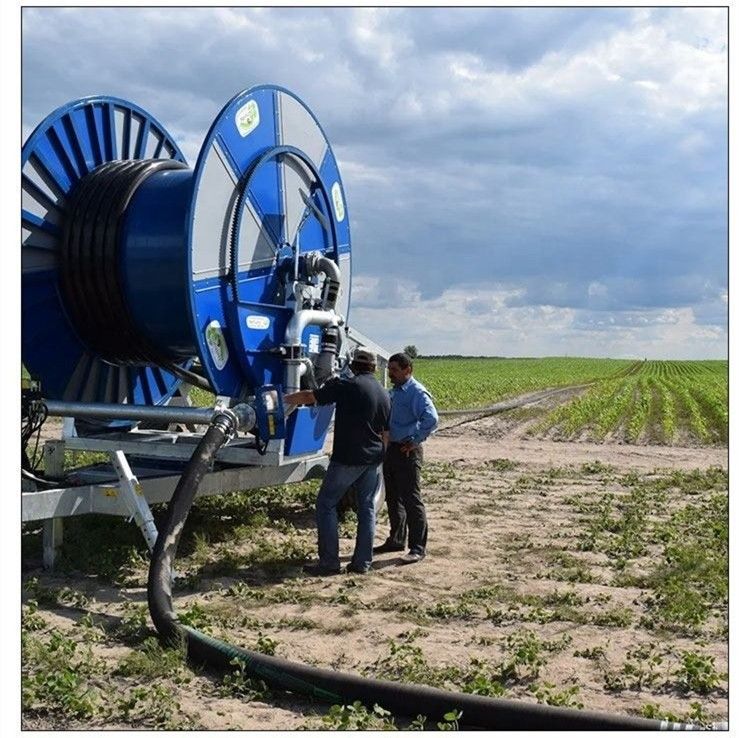 Sistema de irrigação de máquinas agrícolas de fácil manutenção para 10 20 50 100 hectares de fazenda Capacidade 3800 kg