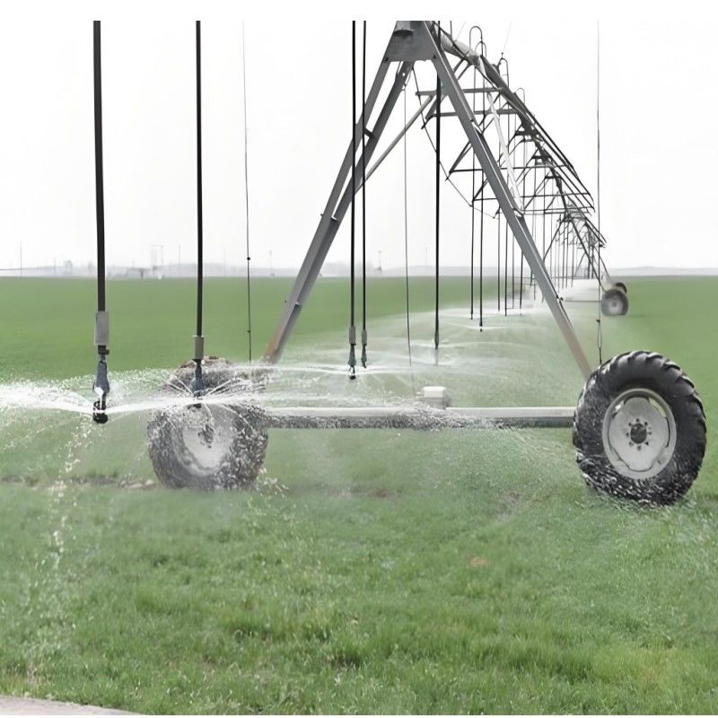 2024 Granja de alfafa Agricultura Centro de monitoramento remoto Sistema de irrigação pivô com estilo de reboque lateral móvel