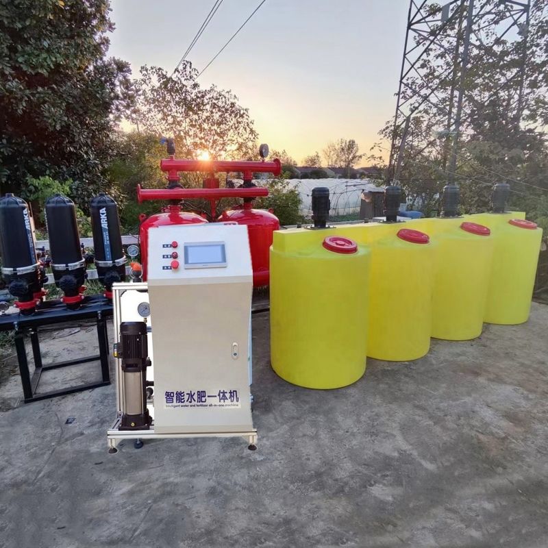 Máquina de integração de água e fertilizantes inteligente personalizada para sistema de irrigação por gotejamento de plástico na agricultura moderna